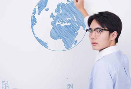 比利时列日大学