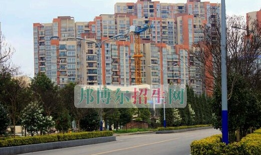 贵州省内贸学校