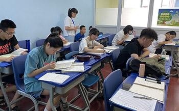 全日制日语班