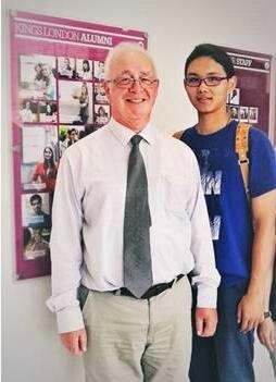 Kings上海国王国际高中每周之星：Thomas合影