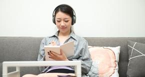 参加托福考试并达到80分