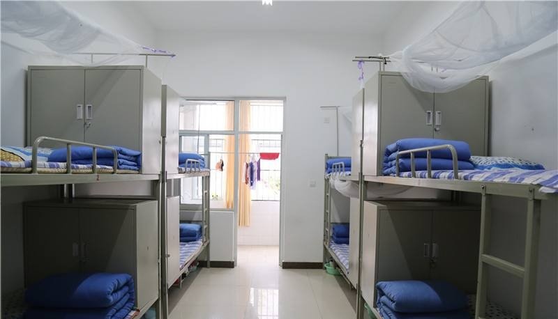 石家庄燕山理工中等专业学校