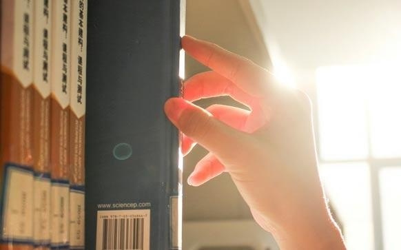 如何练德语口语