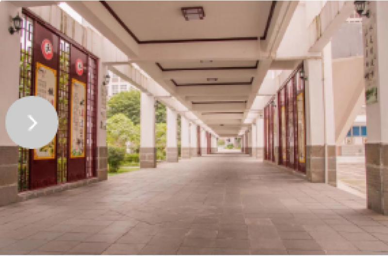 都江堰中学双语班