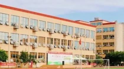 四川科华高级技工学校医药卫生类对口高考班地址在哪里，哪个地区，哪个城市?