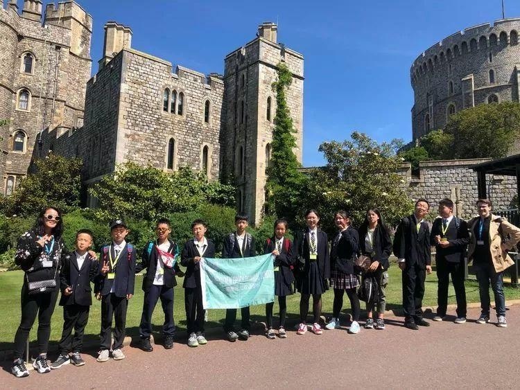 英国游学团.jpg