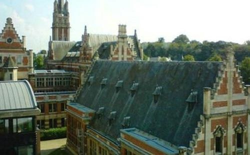 布鲁塞尔自由大学