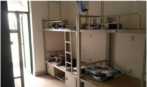 蓬安县巨龙职业中学