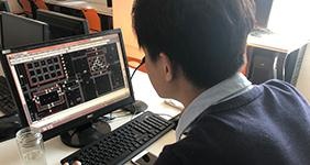 學員電腦制作繪畫圖