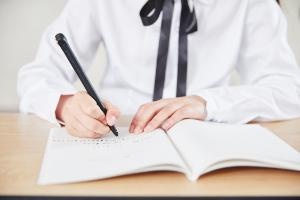 广东华侨中学国际部ALevel课程设置