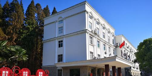 黄冈职业技术学院6