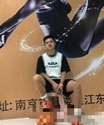 韦炜