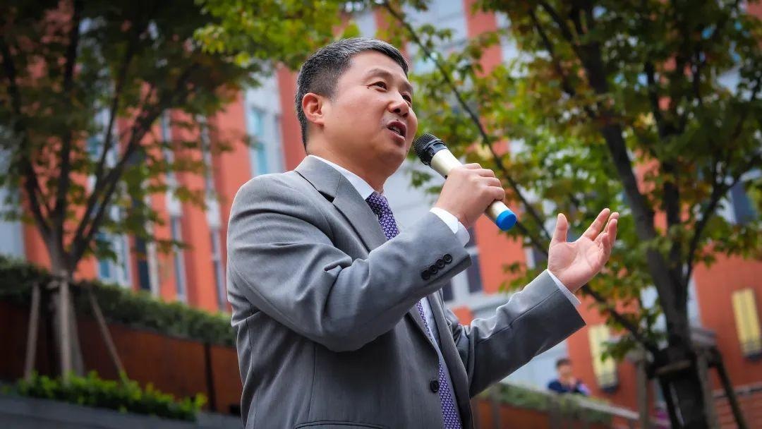 毛克非校长致辞.jpg
