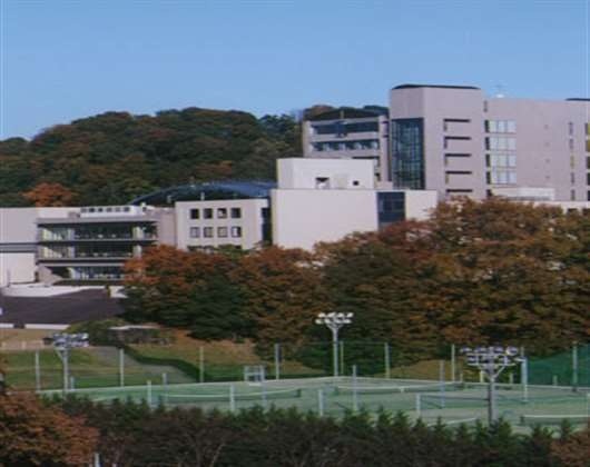 神户艺术工科大学