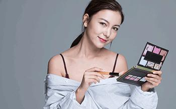 掌握化妆能力