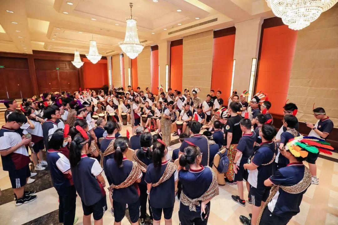 光华剑桥南校学生校外拓展.jpg