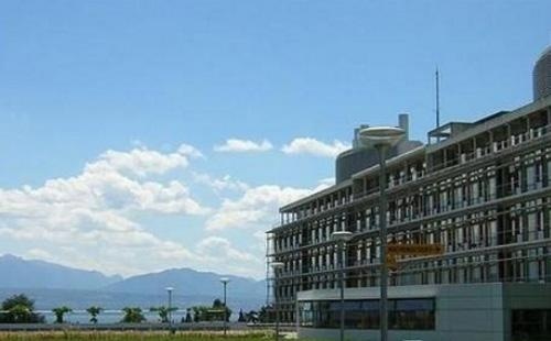 洛桑大学