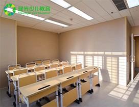 上海绿光教育