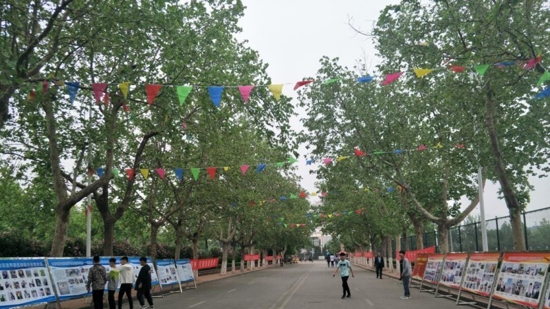 山东济南商贸学校招生办