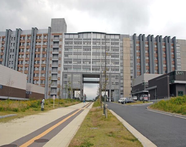 九州大学