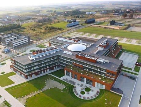 VIA大学