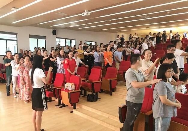 家长会.jpg