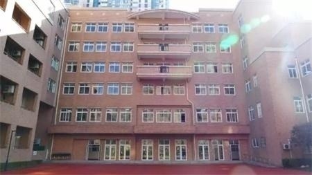 上海民办南模中学