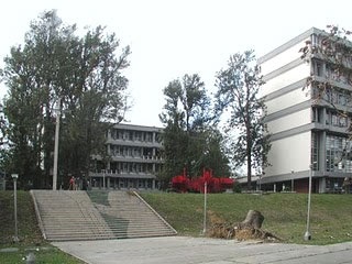 何塞?安东尼奥?埃切维里亚理工学院