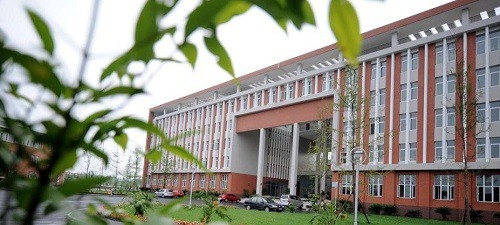 什邡职业中专学校