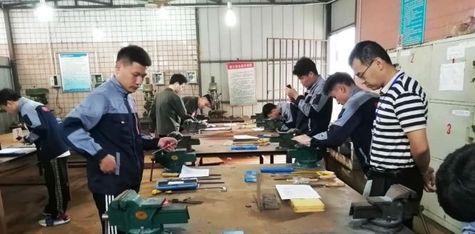 四川省质量技术监督学校