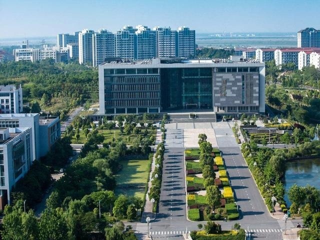 校园全景