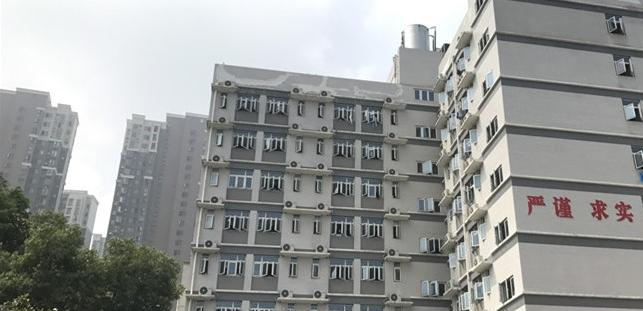 武汉科技职业学院1