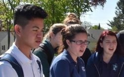 罗威尔教会中学