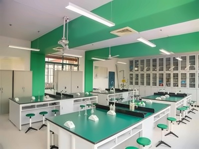 上海市燎原双语学校LYBS 化学实验室