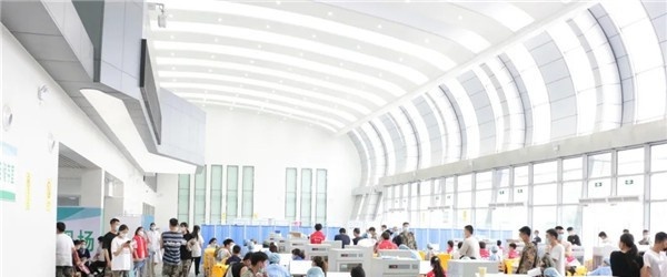 四川西南航空专修学院