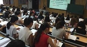 浓厚的学习气氛