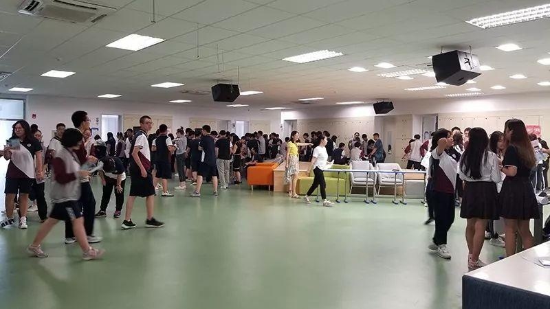 上海光华剑桥社团招新活动.jpg