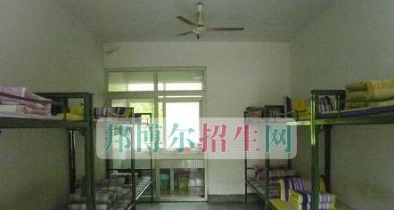 成都棠湖科学技术学校