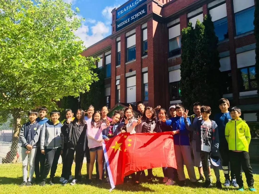 加拿大小学交换学习.jpg