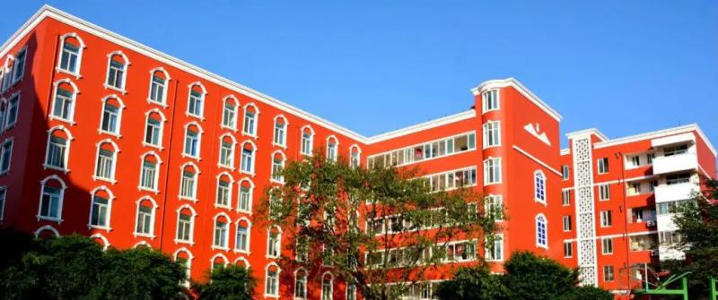 成都外国语学校中美国际高中靠谱吗