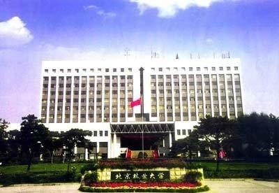 北京林业大学校门