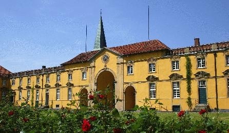 奥斯纳布吕克应用技术大学