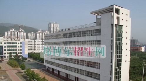 贵州省内贸学校