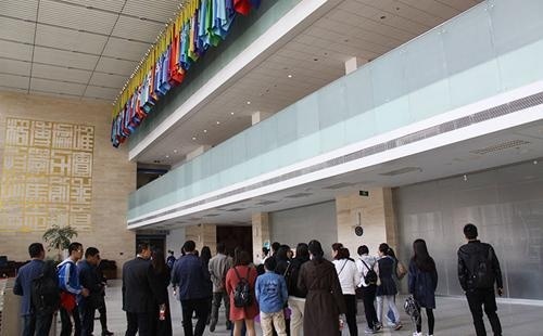 中国科学院大学剑桥国际课程中心