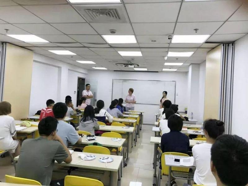 上海出国留学机构