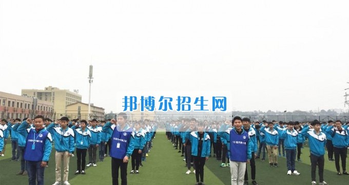 加强文明礼仪养成教育 培养高素质的中国工匠——泸职校汽车工程部文明礼仪养成教育培训活动