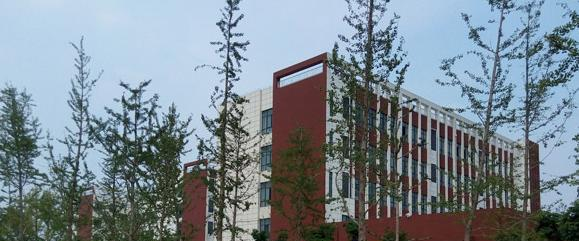 云南省昭通市财贸学校2022年学费、收费多少