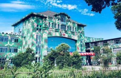 营地全封闭式管理