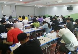 学员考试
