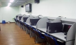 粤华中学图书馆